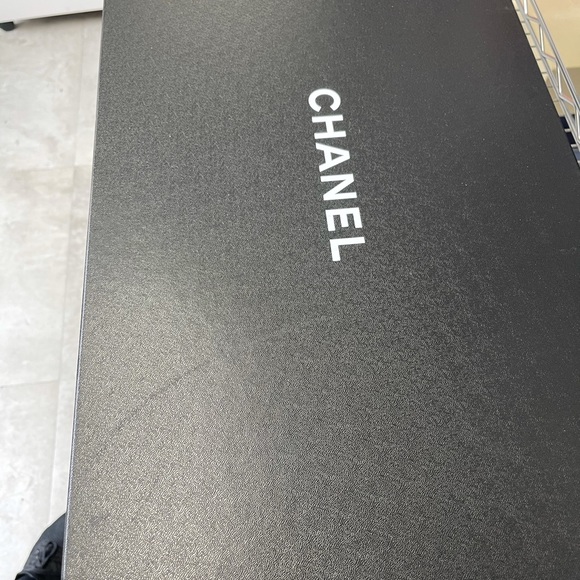 CHANEL Suede Boots NIB - Picture 7 of 9